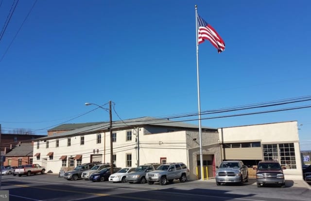 Photo of 115 W MAIN Street