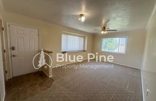 1077 East 1300 North