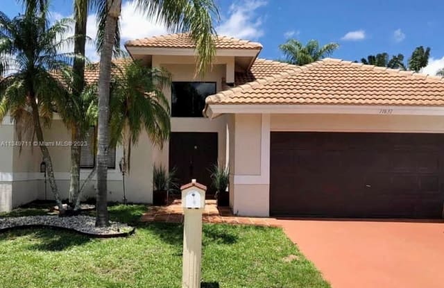 11631 SW 10th st - 11631 Southwest 10th Street, Pembroke Pines, FL 33025