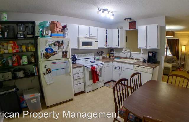 2132 Halls Landing