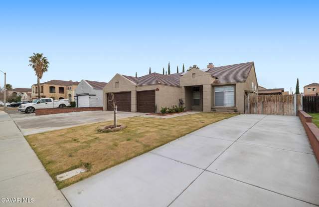 38814 Barrington Street