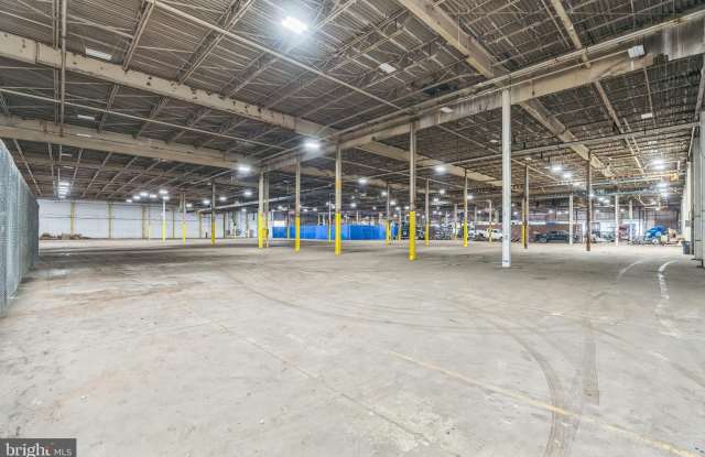 225 LINCOLN Highway unit: Bldg A, Warehouse