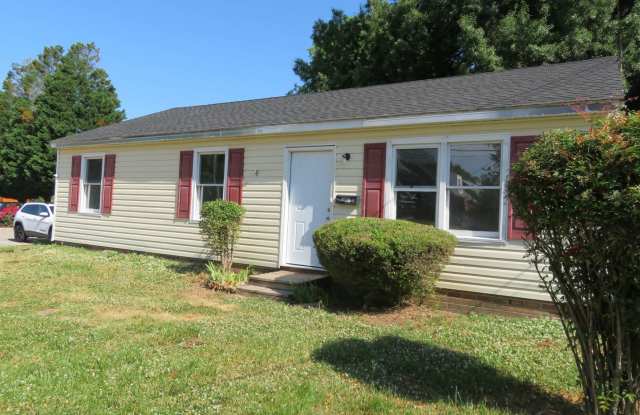 406 E. Westover Avenue - 406 East Westover Avenue, Colonial Heights, VA 23834