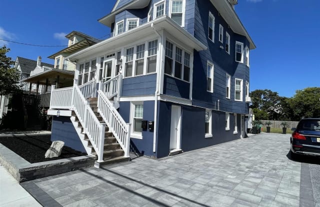 7 N Newport Ave - 7 North Newport Avenue, Ventnor City, NJ 08406