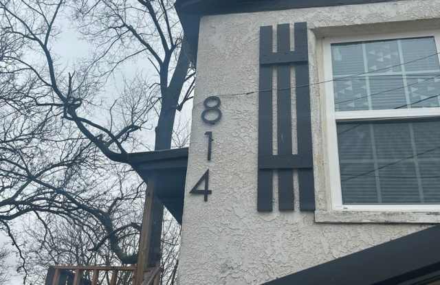 Photo of 814 Crutcher St Duplex
