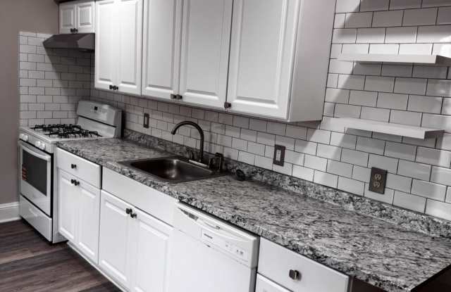 Photo of 624 East Marshall Street