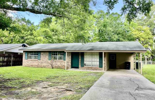 1711 Southland Court