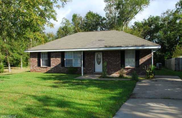 1020 Nancy Pl - 1020 Nancy Place, Gulfport, MS 39507