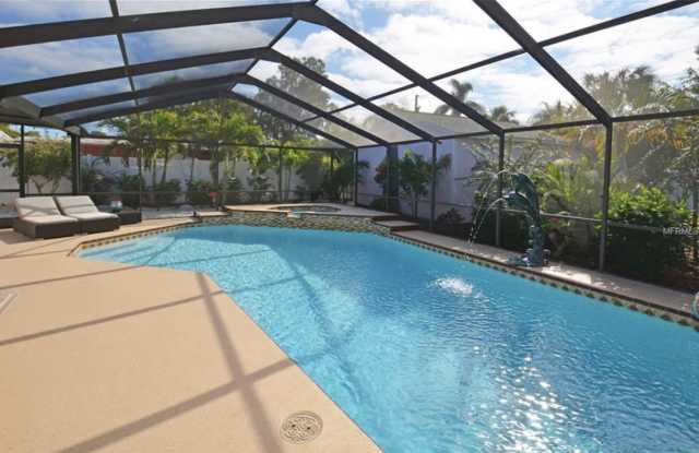 7020 Mango Avenue South