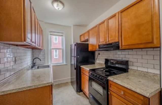 1513 Elmwood AvenueUnit - 4