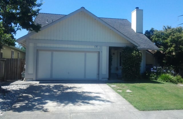 244 Firelight Ct - 244 Firelight Court, Larkfield-Wikiup, CA 95403