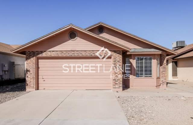 8722 West Greenbrian Drive