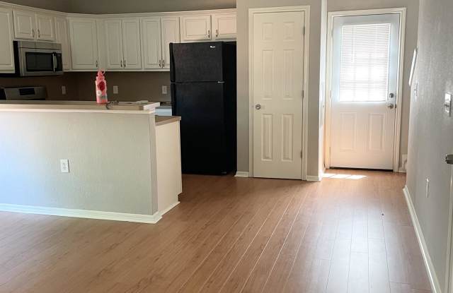 1907 E. 13th Street - B