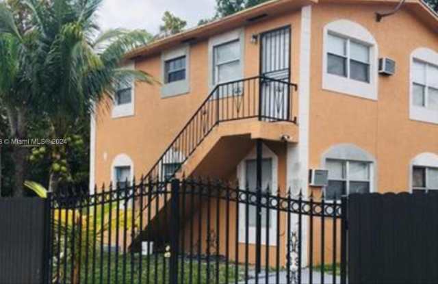 36 NE 64th Ter - 36 Northeast 64th Terrace, Miami, FL 33138