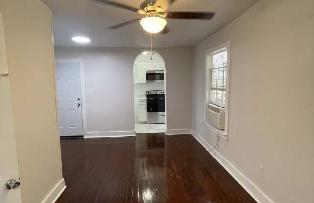 1737 Napoleon Ave. Unit D