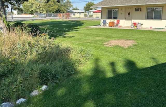 4413 Circle Place #D