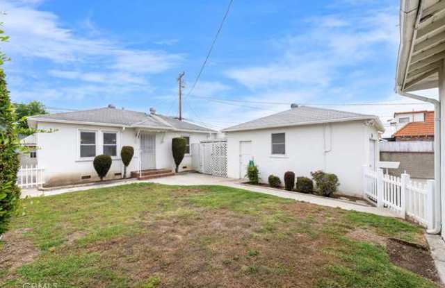 136 Orange Grove Avenue,