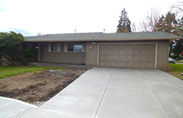 Rent Special: 1/2 Off April's Rent!!