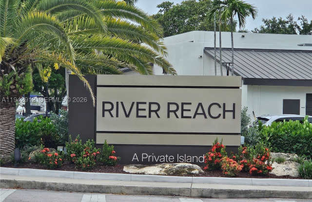 1101 River Reach Dr