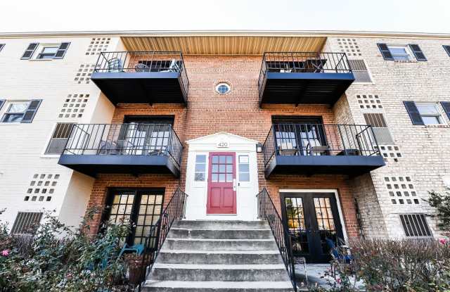 Alexandria Two Bedroom One Bathroom Available Now! Private Balcony/All Utilities Included/Off Street Parking!