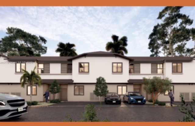 Photo of 425 SW 1 ST