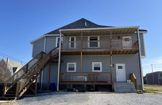 Photo of 820 S Byers Avenue