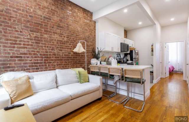 636 Sterling Place