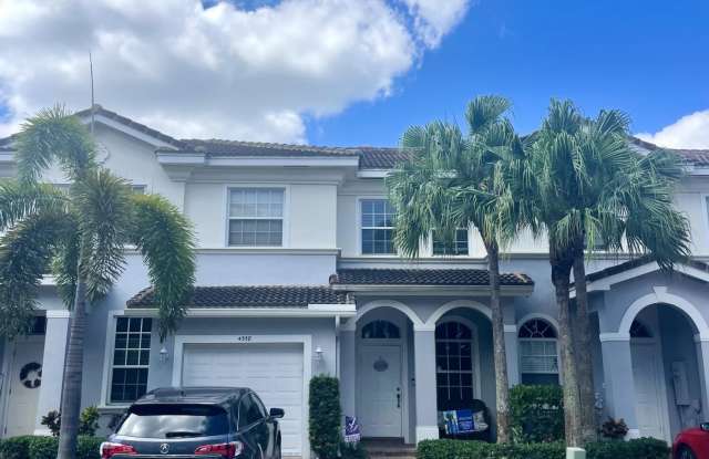 4358 Legacy Court