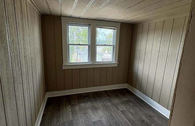 Photo of Large home for rent!