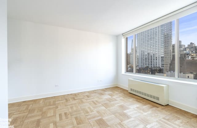 308 E 72ND Street - 308 East 72nd Street, New York City, NY 10021