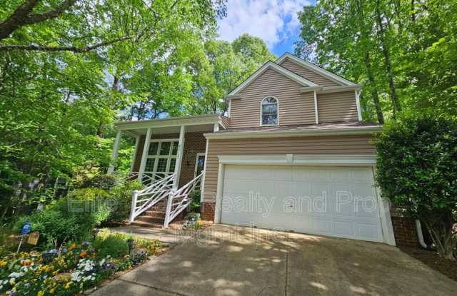 4015 Brownes Ferry Rd - 4015 Brownes Ferry Road, Charlotte, NC 28269