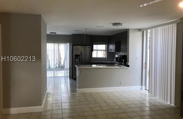 9811 NW 2nd Ct - 9811 Northwest 2nd Court, Plantation, FL 33324