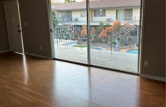 Photo of 5168 Yarmouth