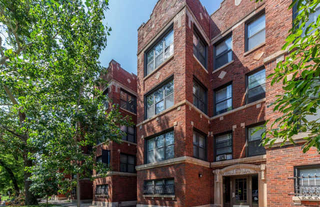 5300-5308 S. Greenwood Avenue