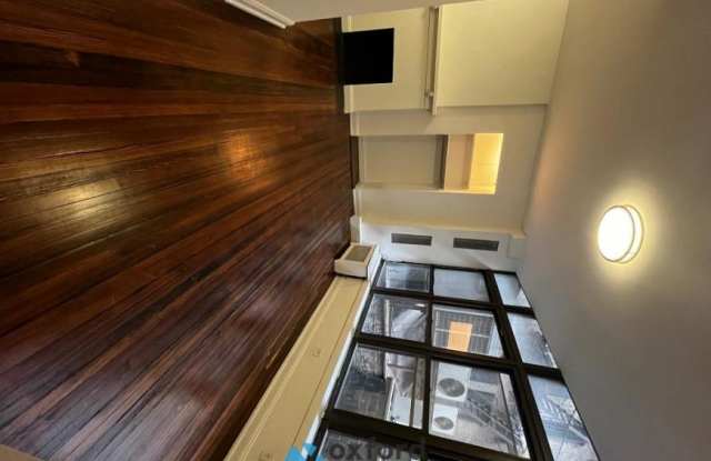 Photo of 64 West 9th Street