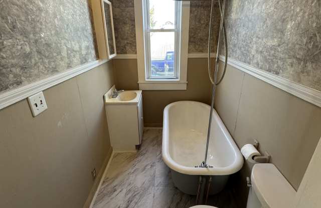 320-326 State Street