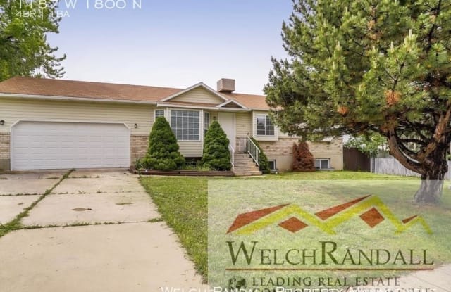 1187 W 1800 N - 1187 West 1800 North, Clinton, UT 84015