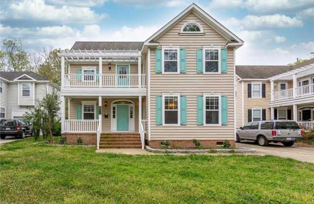 1443 Melrose Parkway