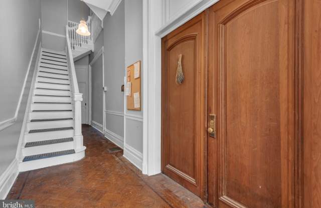 1228 SAINT PAUL STREET