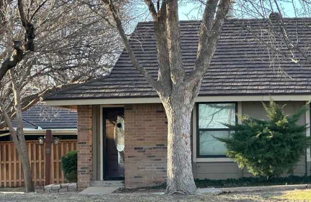 Photo of 3000 Fleetwood Dr