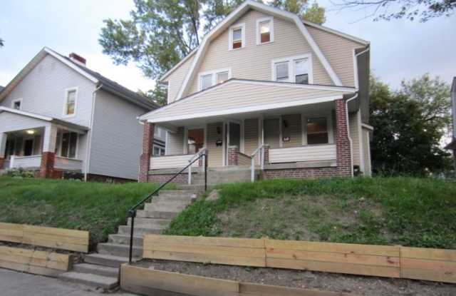 227 E Blake Ave - 227 East Blake Avenue, Columbus, OH 43202