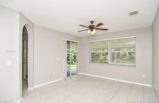 14972 SW 158th Pl - 14972 SW 158th Pl, Country Walk, FL 33196