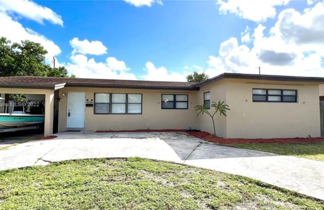 2172 SW 37th Ter - 2172 Southwest 37th Terrace, Fort Lauderdale, FL 33312