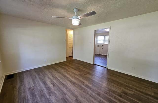 4023 North Elizabeth Street