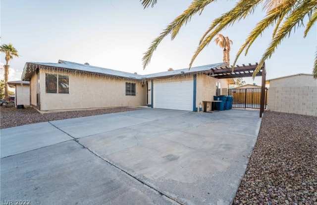 6467 Pawlow - 6467 West Pawlow Avenue, Spring Valley, NV 89118