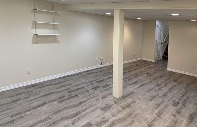 27 Barn Swallow Boulevard