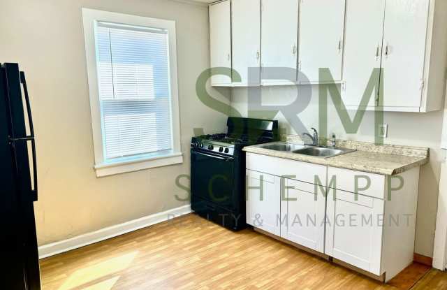 Spacious 2 bedroom home near Churchill Downs- Section 8 accepted