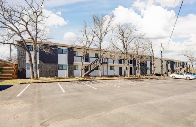 Photo of 704 Yegua St