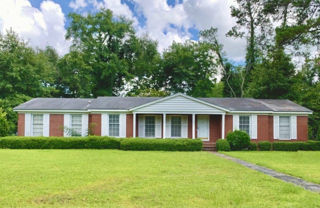 701 Maplewood Dr - 701 Maplewood Drive, Valdosta, GA 31602