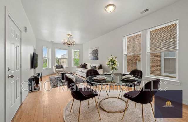 4230 West Adams Street